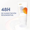 Serum-Corporal-Dove-Niacinamida-+Tono-Uniforme-Tubo-por-200Ml-imagen-3