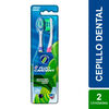 Fluocardent-Limpieza-Max-Cepillo-Dental-Medio-Sobre-X-2-Cepillos-imagen